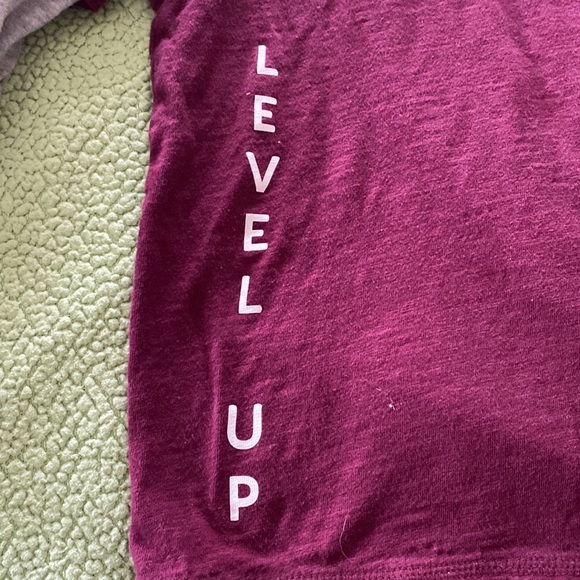 Long Sleeve Hooded Shirt - Picture 4 of 5